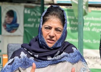 IWT a settled issue between India-Pak, lets seek return of two power projects from NHPC: Mehbooba to CM Omar