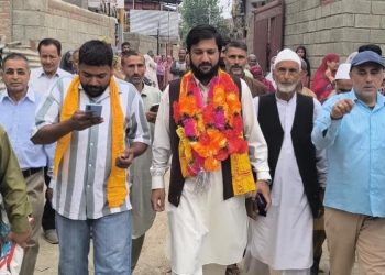 SBSP State President Vivek Bali Visits Palpora, Srinagar; Assures Swift Redressal of Public Grievances